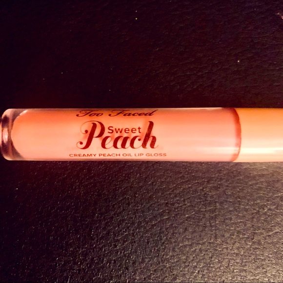 Too face sweet creamy peach lip gloss